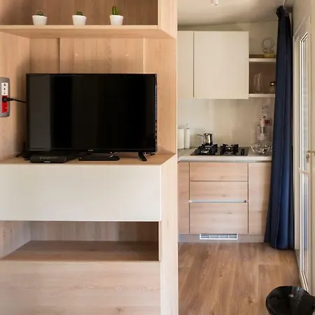 Mobile Homes Dolphin Biograd Na Moru